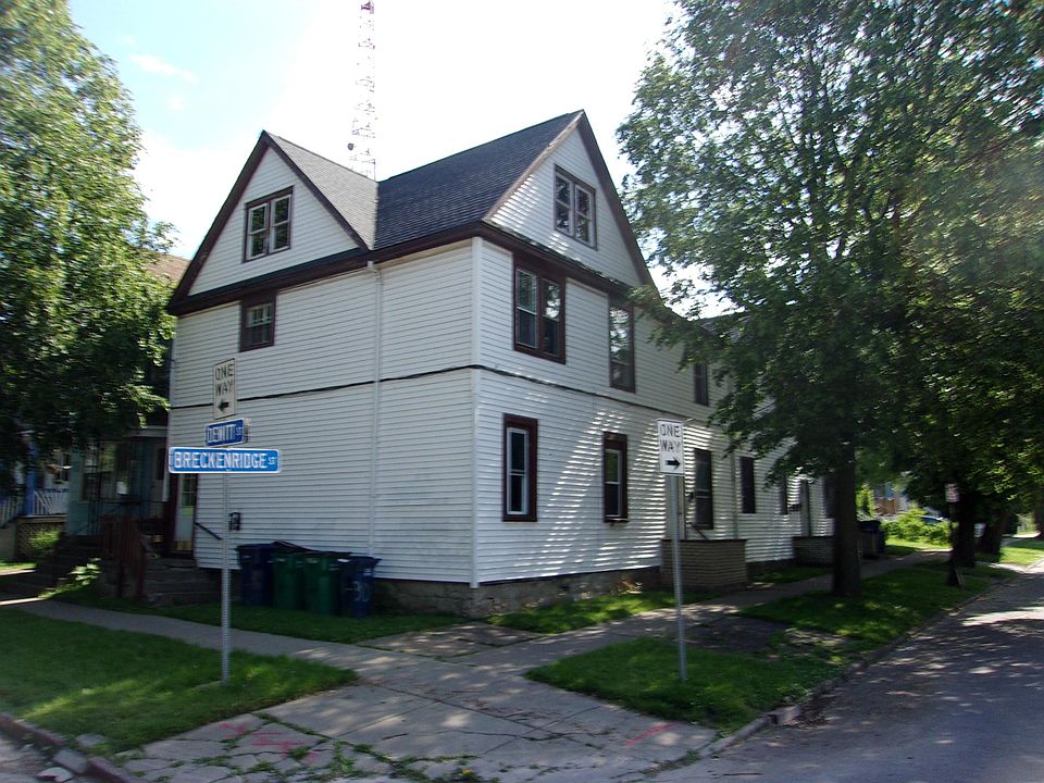1st image of 162 Breckenridge St #6