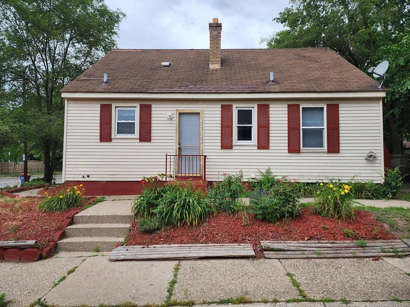 1246 Kalamazoo Ave SE photo 1