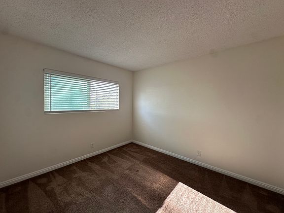 5th image of 1728 N Fairfax Dr