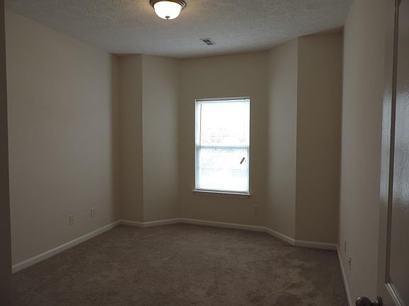 Bedrooms with Bay Windows