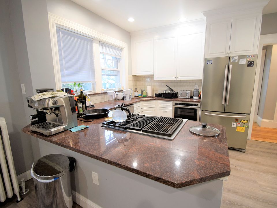 1st image of 235 Chestnut Hill Ave #3