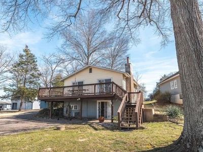 1790 Lakeshore Dr, Cuba, MO, 65453