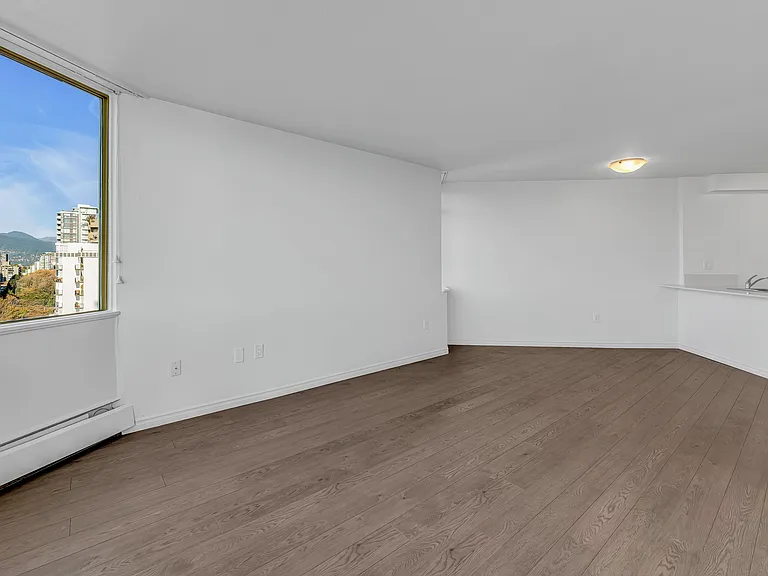 1600L Beach Ave — Photo 25