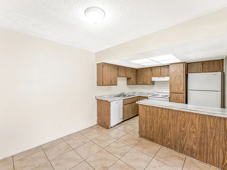5309 W Cheyenne Ave — Photo 25