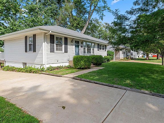 4th image of 1135 Saint Patrice Ln