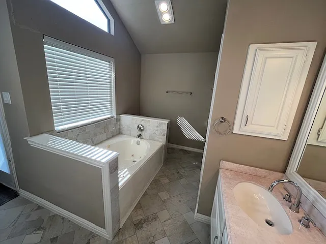 1320 Sheila Dr — Photo 8