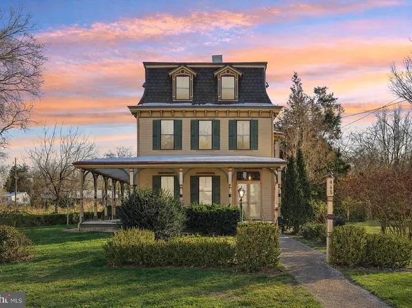 448 Summer Ave, Edgewater Park, NJ 08010