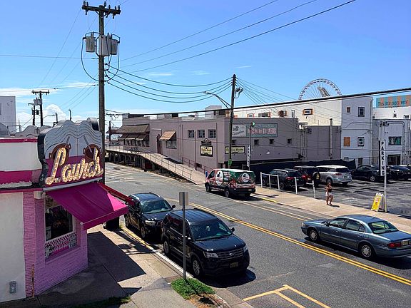 3rd image of 351 E Wildwood Ave #101