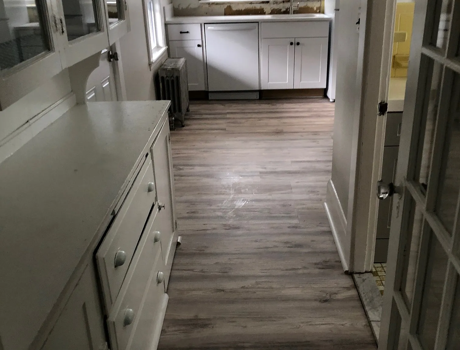 2 bed, 850 sqft, $3,300 — Photo 3