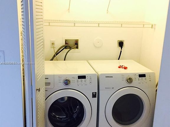 3rd image of 1300 NE 109th St APT 406