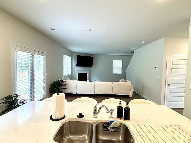 17 Woodbrook Trl — Photo 8
