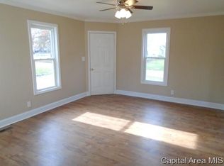 107 N Prairie St, Rio, IL 61472