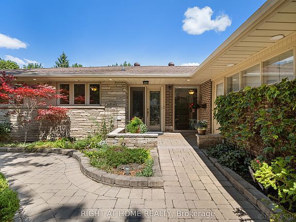 4th image of 39 Grovetree Rd