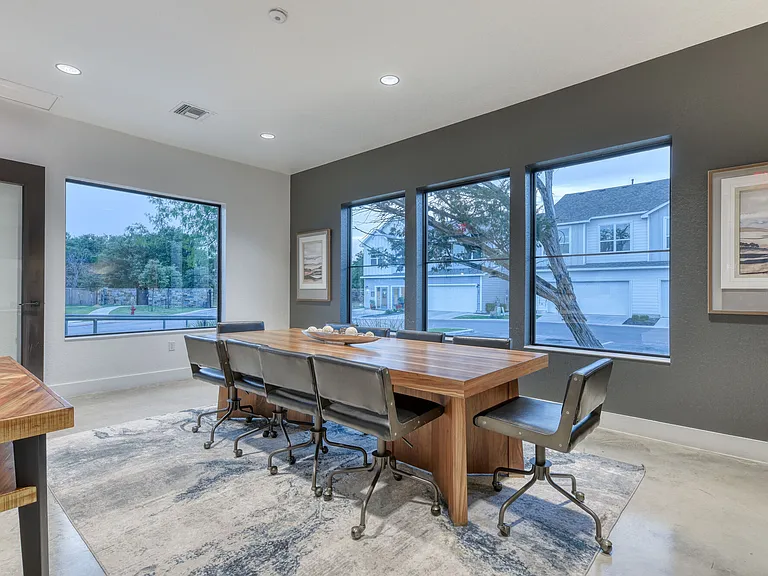 Farm Haus Luxury Rental Homes — Photo 27