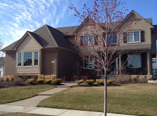 52386 Ferndale Dr, Northville, MI 48167
