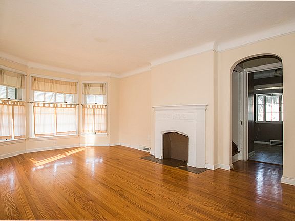 2nd image of 16716 Pearldale Ave