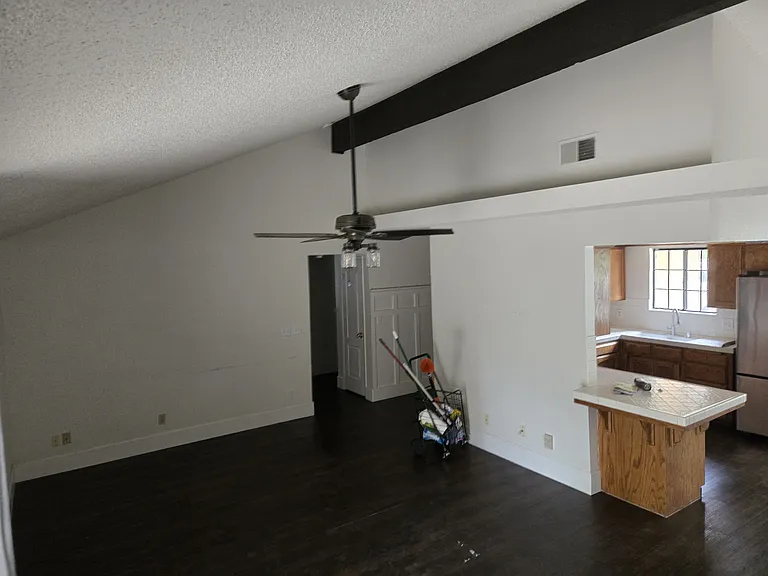 1888 E Deyoung Dr — Photo 9