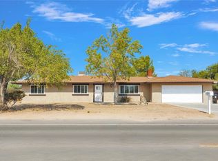22090 Ramona Ave, Apple Valley, CA 92307