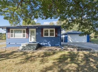 8195 Sunrise Blvd, Clive, IA 50325