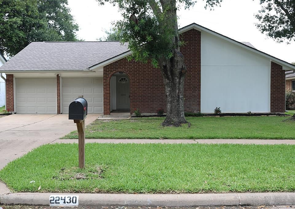1st image of 22430 Coriander Dr