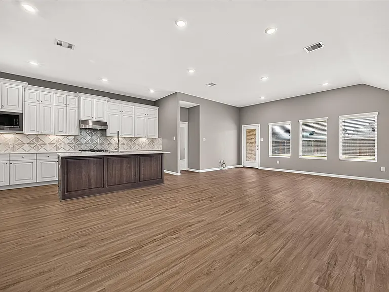 2450 Rosemary Sage Dr — Photo 9