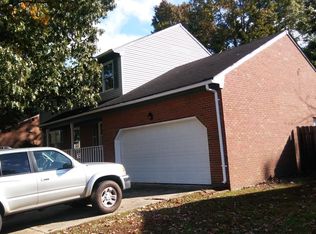 7 Westview Dr, Hampton, VA 23666