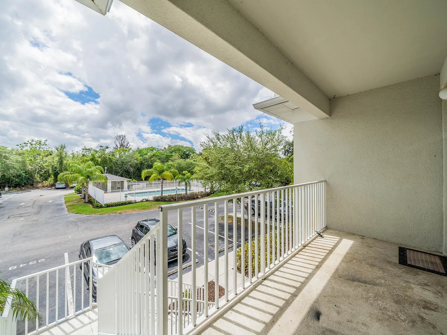 3 bed, 1260 sqft, $1,540 — Photo 3