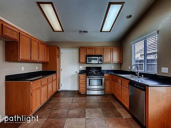 4th image of 24584 Adanti Ct