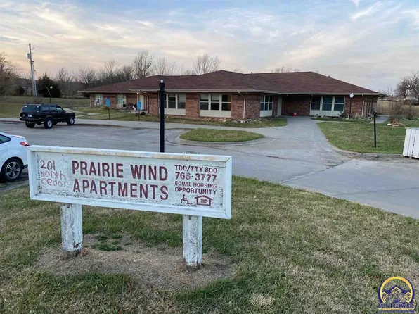 201 N Cedar St, Eskridge, KS 66423