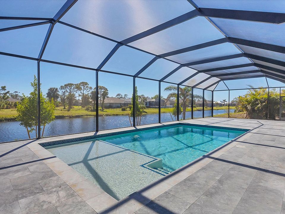 1st image of 1097 Rotonda Cir