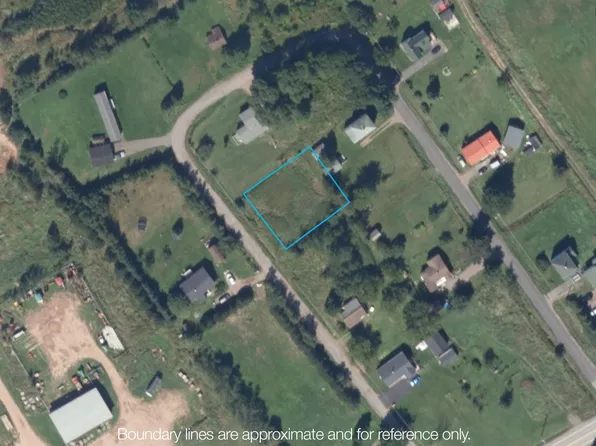 Standish St #2, West Amherst, NS B4H 3Y4