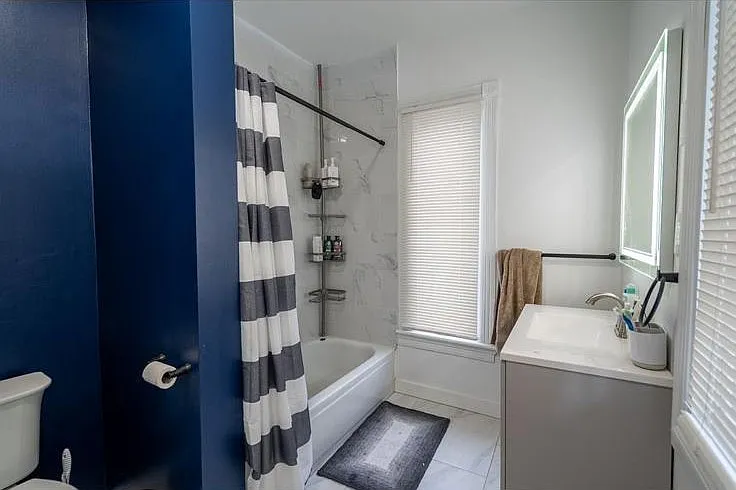 11 Goethe St #1 — Photo 10