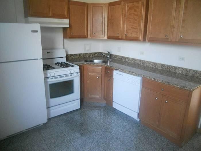 1st image of 2502 W Diversey Ave #1