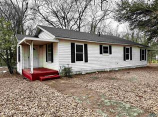 3104 Carroll Ave, Kilgore, TX 75662