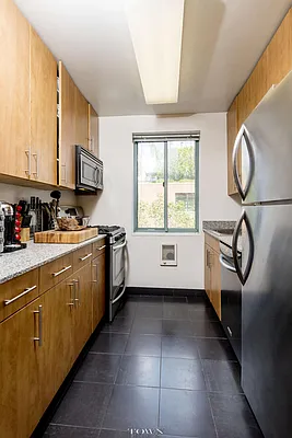 Rented by Town Residential | media 3