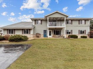 1117 Schmidt Rd APT 3, West Bend, WI 53090