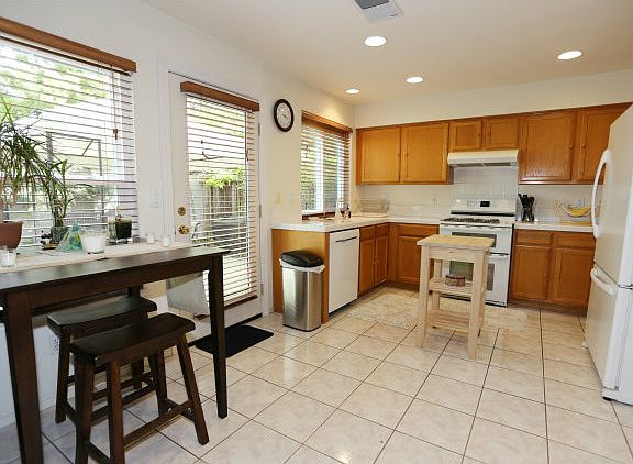 3rd image of 4291 Verdigris Cir