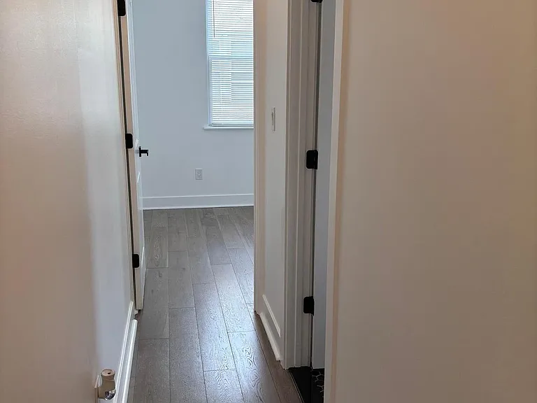 3190 Memphis St — Photo 15
