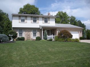 248 Sawmill Run Dr, Canfield, OH