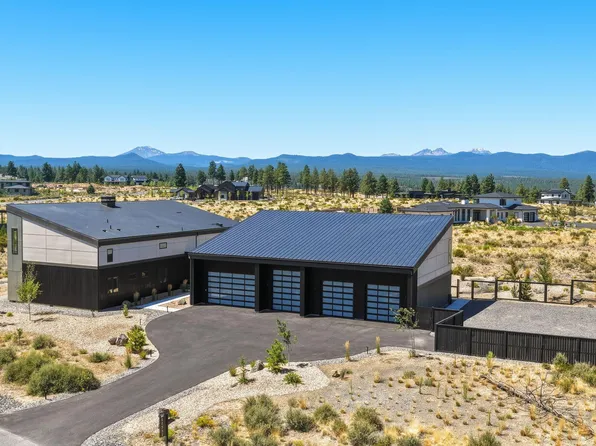62333 McClain Dr, Bend, OR 97703