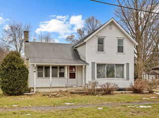 6408 Wayne St, Union, IL 60180