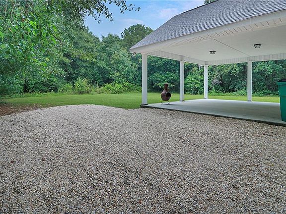 3rd image of 84571 Clarence Rd