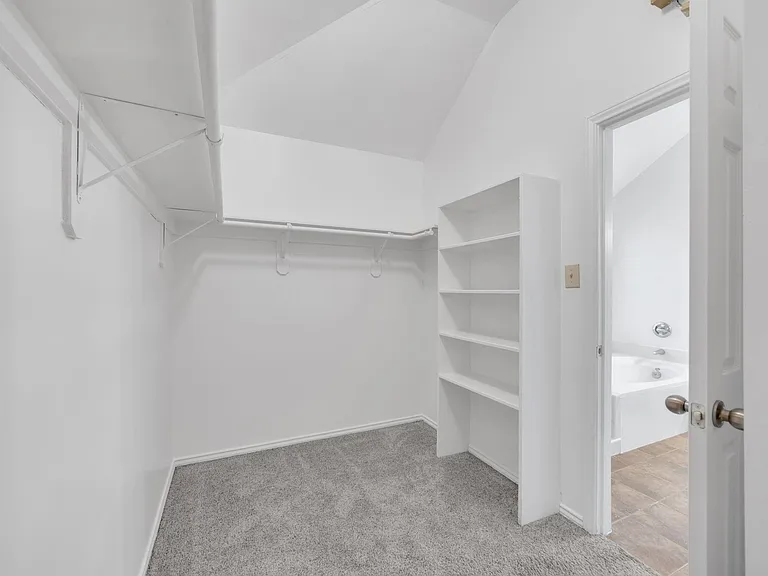 28223 Fantail Dr — Photo 14