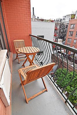 3rd image of 87 Attorney St #6E
