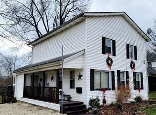 227 W Harris Ave, Ravenna, OH 44266