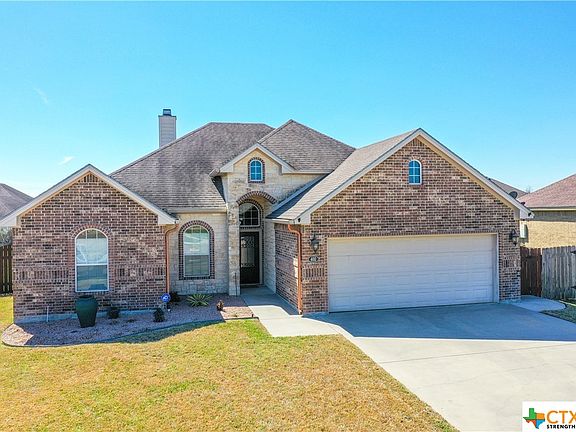 2nd image of 402 Auburn Hl