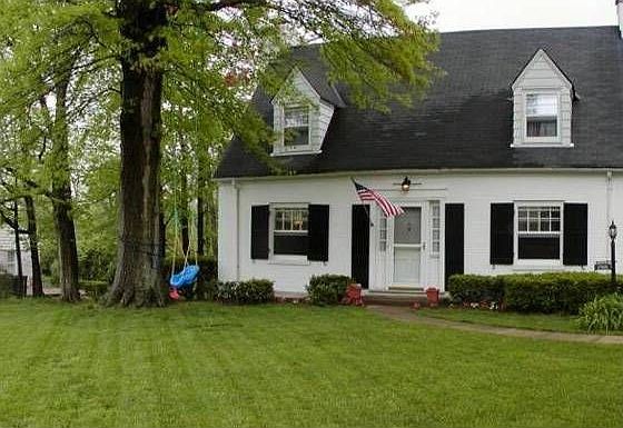 1st image of 2910 Losantiridge Ave