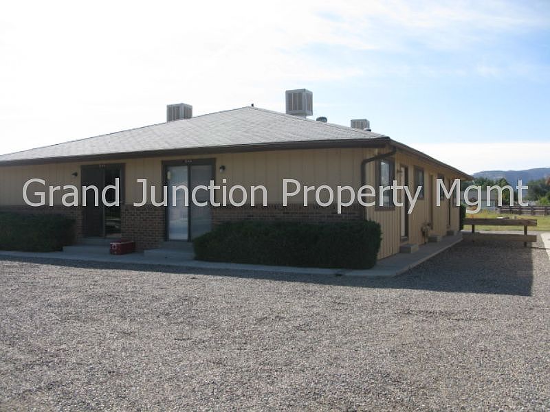 2nd image of 1042 Cedar Way #A