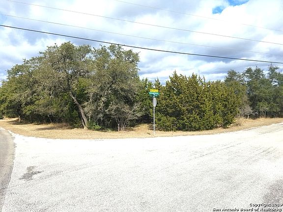 3rd image of 28222 Royal Ascot Dr