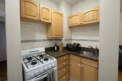165 Hemenway St #13 — Photo 5
